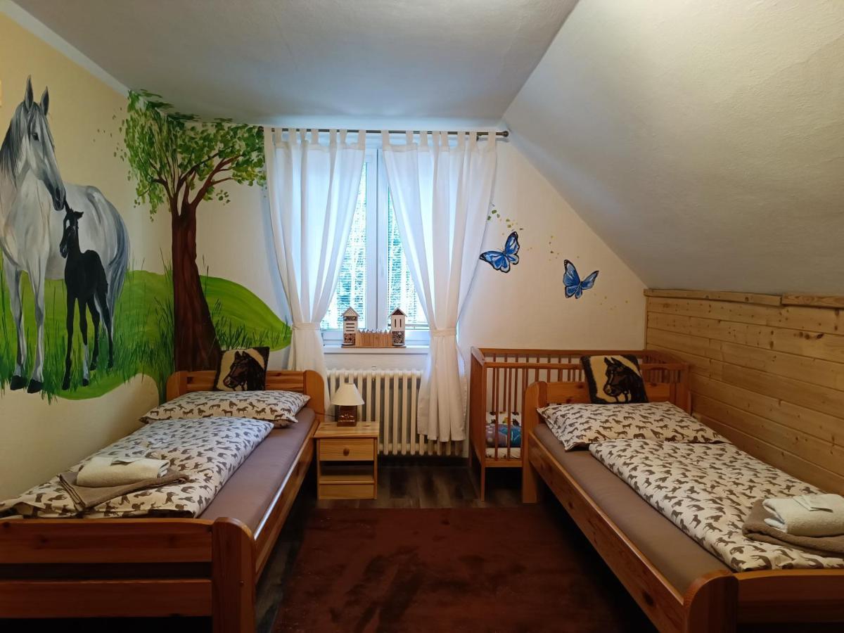 Appartement Jizdarna Malenovice à Malenovice  Extérieur photo