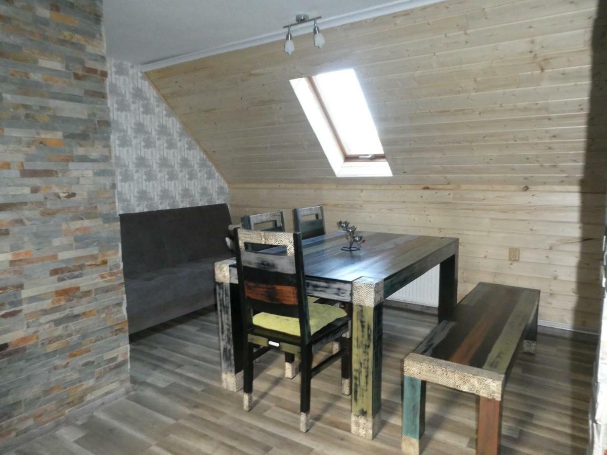 Appartement Jizdarna Malenovice à Malenovice  Extérieur photo